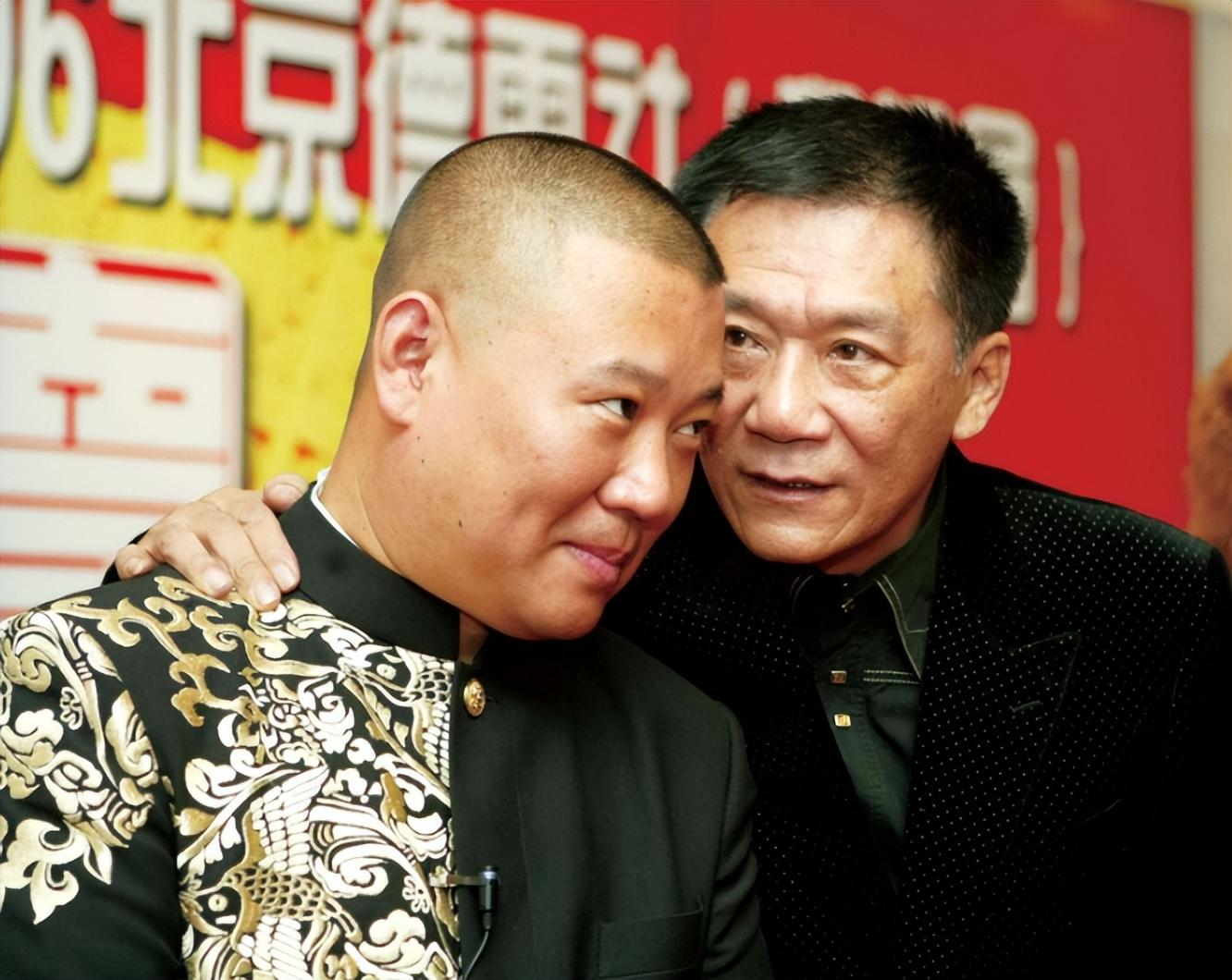 侯耀文三个名徒:一个沉迷做广告,一个搭档散伙,一个名利双收