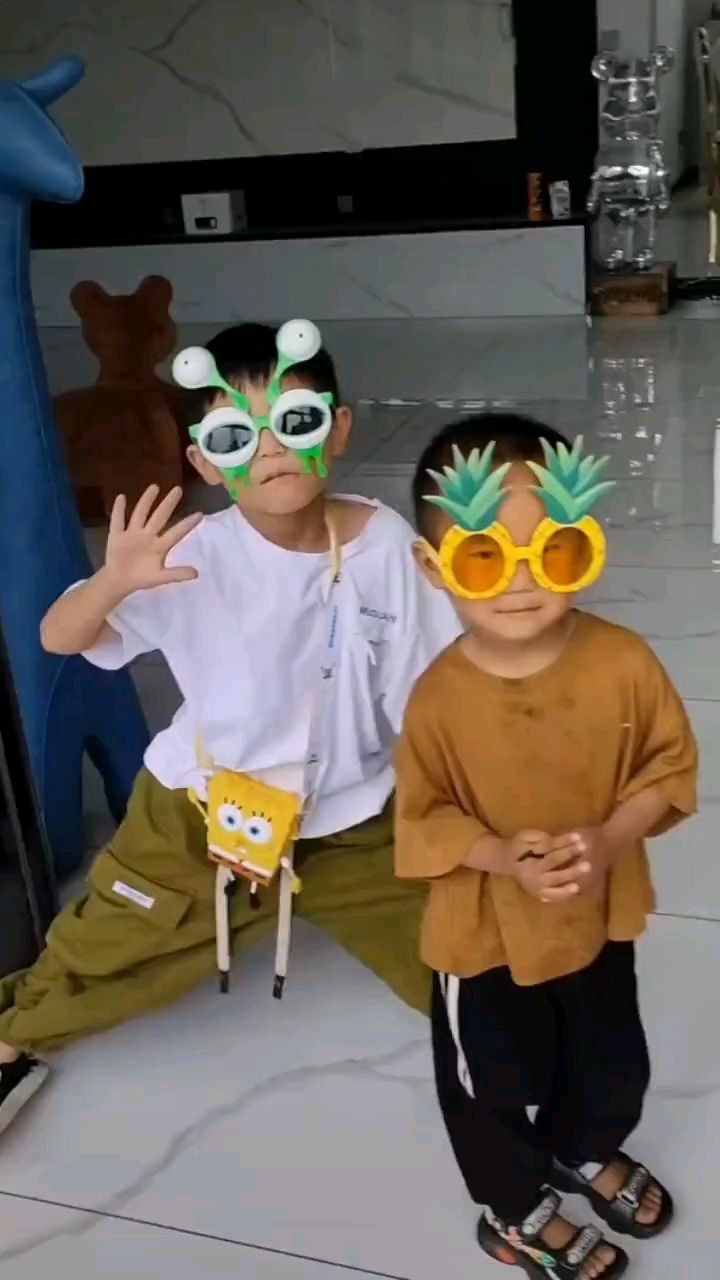 看看疯狂的小博林