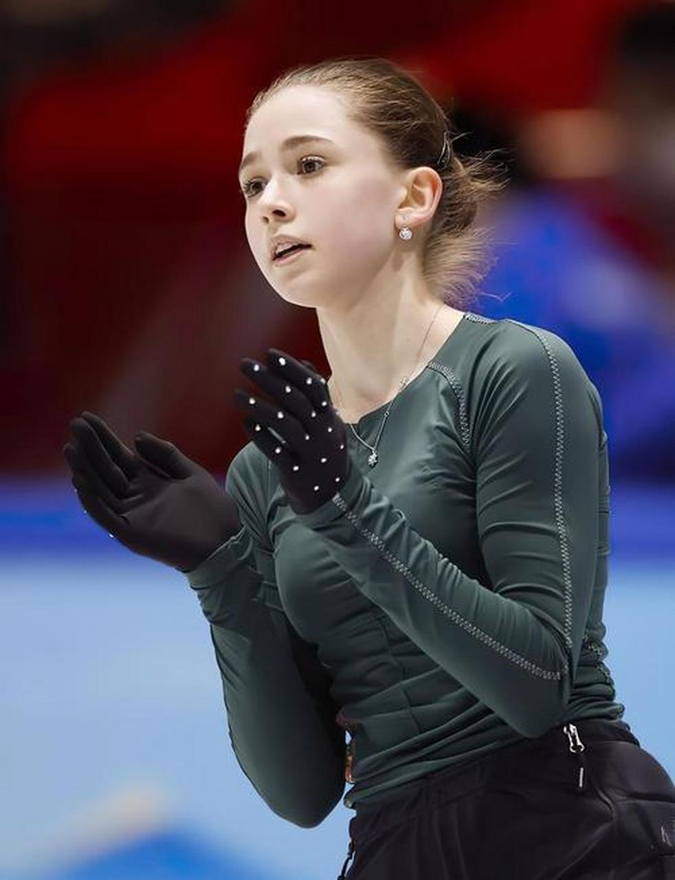 震惊,惋惜……俄罗斯花样滑冰运动员卡米拉·瓦利耶娃,被俄国家队除名