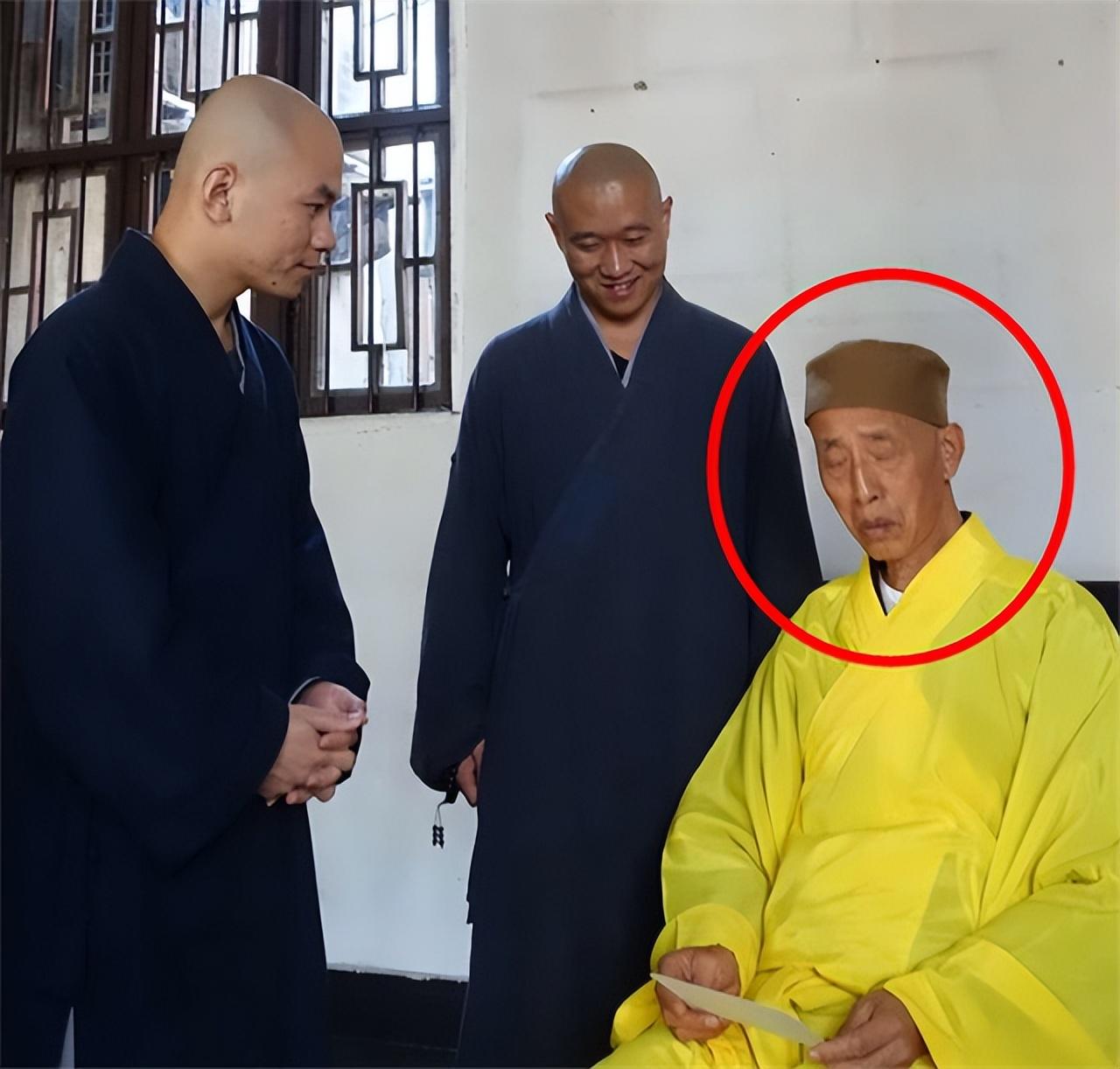 这位好师傅就是天台寺的方丈~悟乐大师.