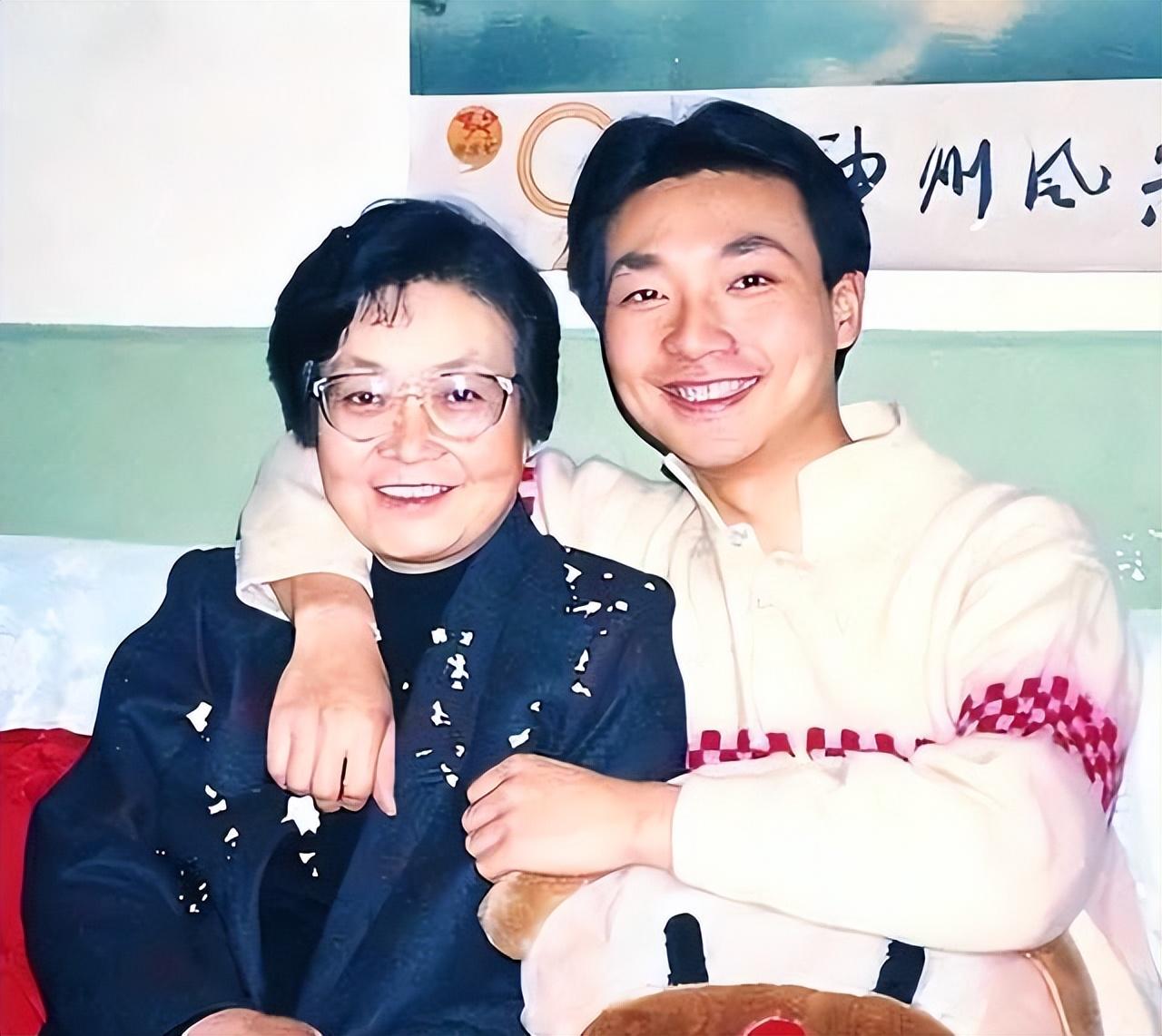 康辉和刘雅洁的央视生涯