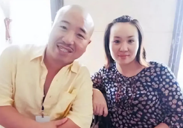 王小利原来老婆图片