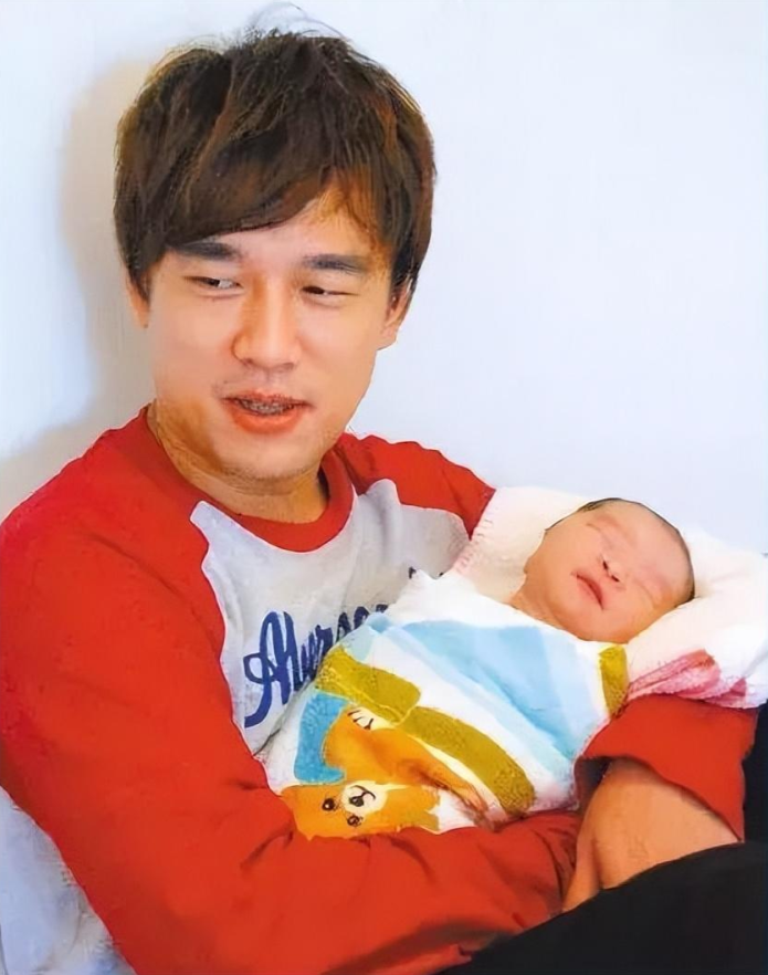 回顾王耀庆靠演技演活霸总娶小学同学郭晏青21年宠妻如宝