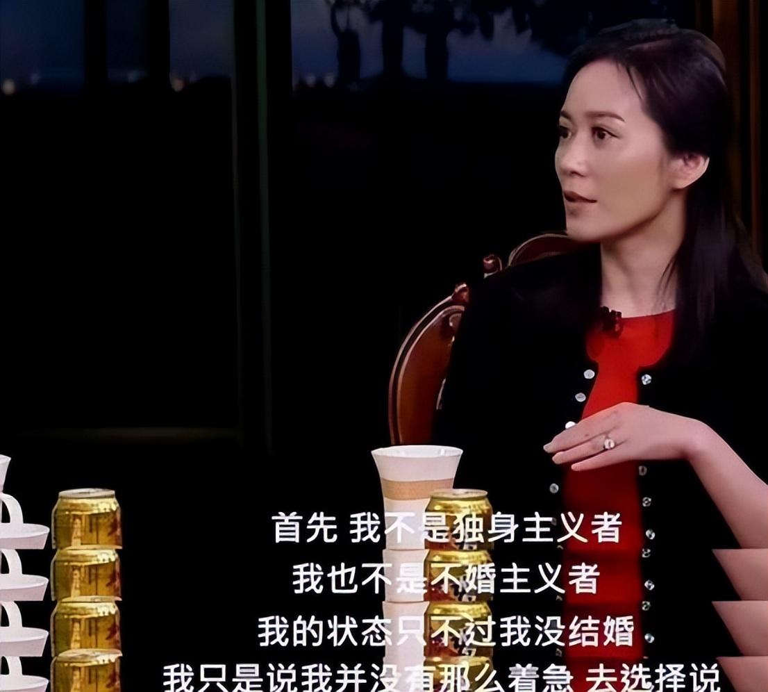 回顾俞飞鸿身边追求者不断不恋爱不结婚一个人生活也很幸福