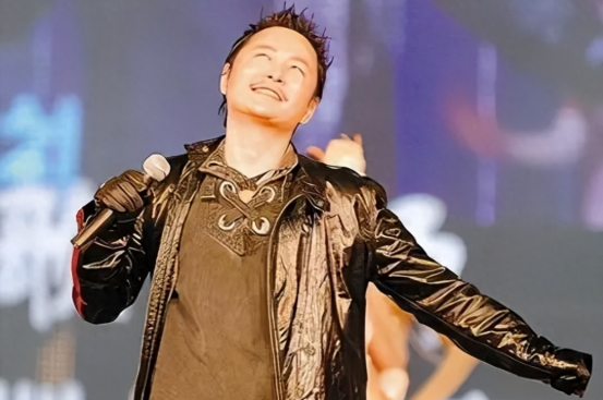 回顾周峰深圳街头离奇失踪9年时间下落不明连家人都找不到