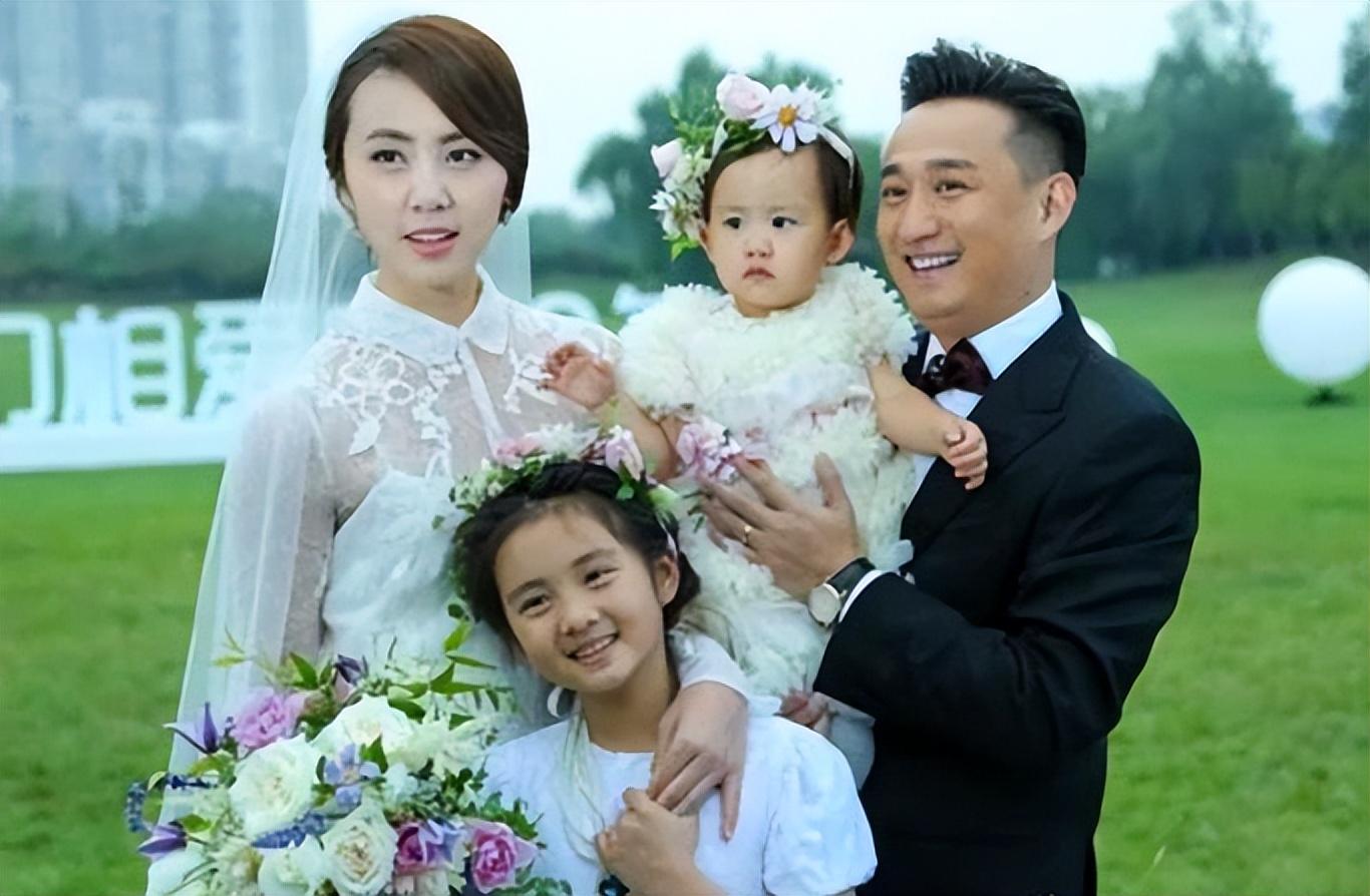 回顾黄磊娶学生孙莉婚后生三子女儿成他的骄傲儿子让他苦恼