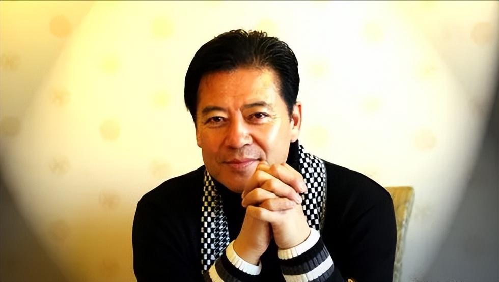 回顾著名演员颜世魁一生苦难67岁的他单身无子嗣母亲不敢老去