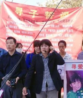 2010年江苏女子发现死了17年的儿子竟还活着意外牵出一桩阴谋