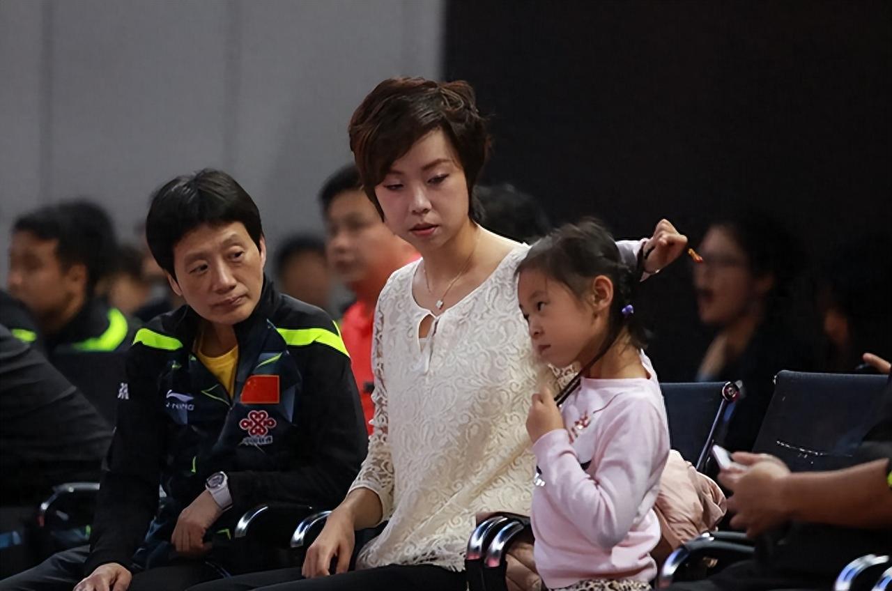 回顾大魔王张怡宁获双圈大满贯退役后嫁给相差20岁的富豪