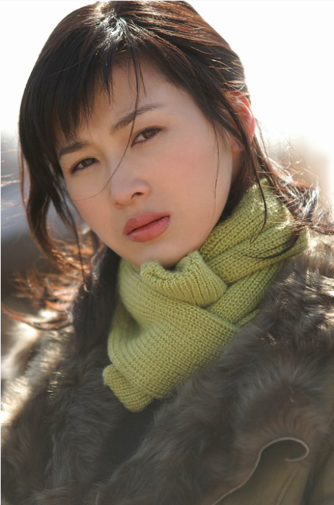 回顾亮剑女神童蕾情断周一围富商丈夫入狱3年她幸福吗