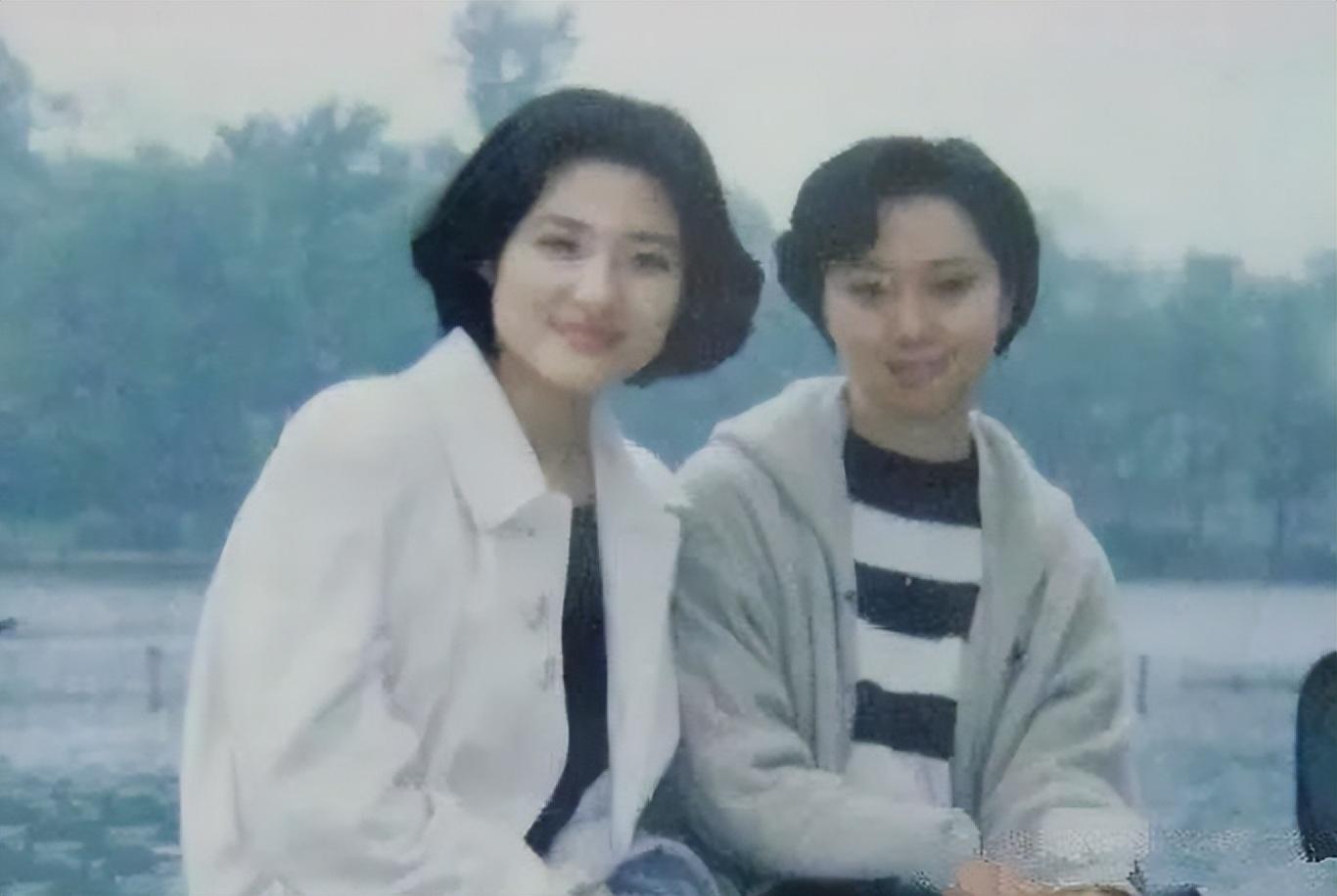 回顾主持人周涛与姚科离婚后转身嫁富豪直言对女儿心中有愧