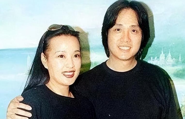 回顾刘晓庆4段婚姻无儿女把外甥当儿子养了半生晚年靠他支撑