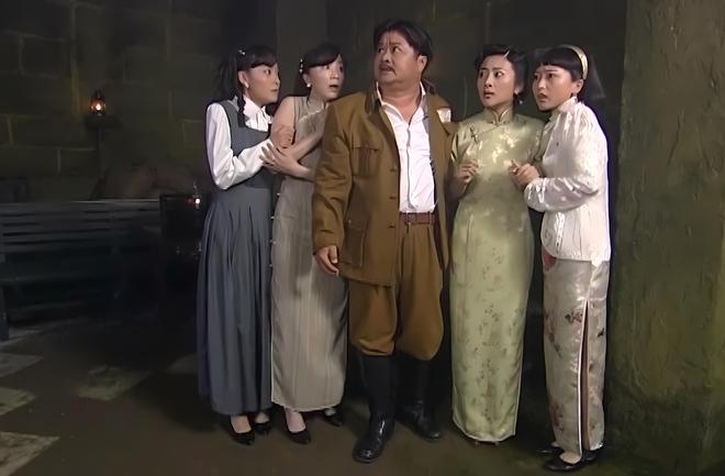 国军司令范绍增起义后他心爱的7个娇妻如何处理中央是何态度