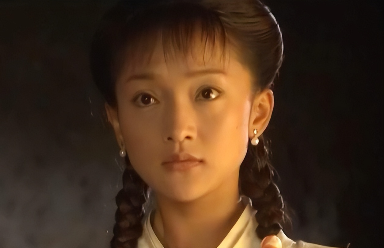 同样是演黄蓉,有人古灵精怪,有人美貌巅峰,有人好身材博眼球?