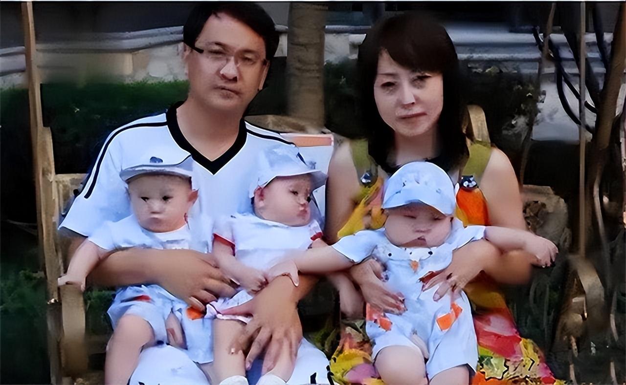 得知女儿和一个小19岁的男孩在一起,李巧林的父母是千万个不同意,毕竟