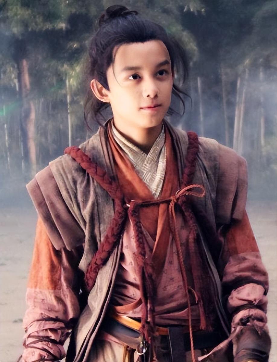 回顾吴磊海报被撤直播被叫停当红演员走到这一步究竟是谁的错