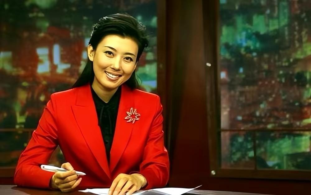 回顾主持人李红14岁辍学18岁逃婚如今44岁风光背后有泪水