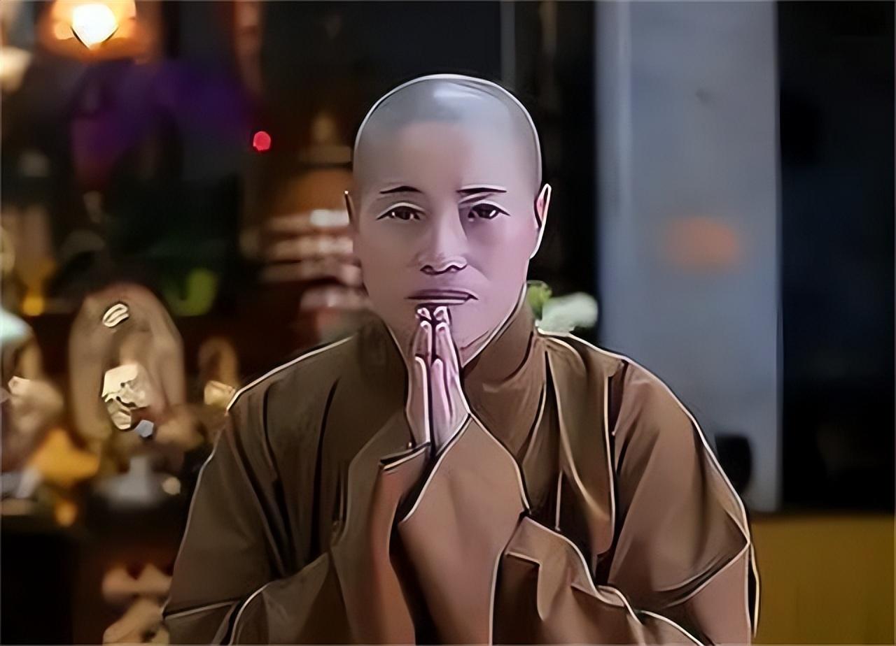 纪实香港女住持释智定2次嫁和尚住别墅还在僧袍里穿黑丝