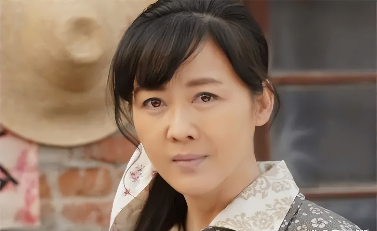 也正是因为李琳前往拉萨的"壮举",让正在筹备电影《遥望查里拉》的王