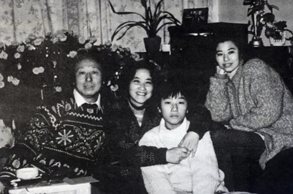 回顾祝希娟26岁嫁初恋婚后生一儿一女晚年住养老院令人泪目