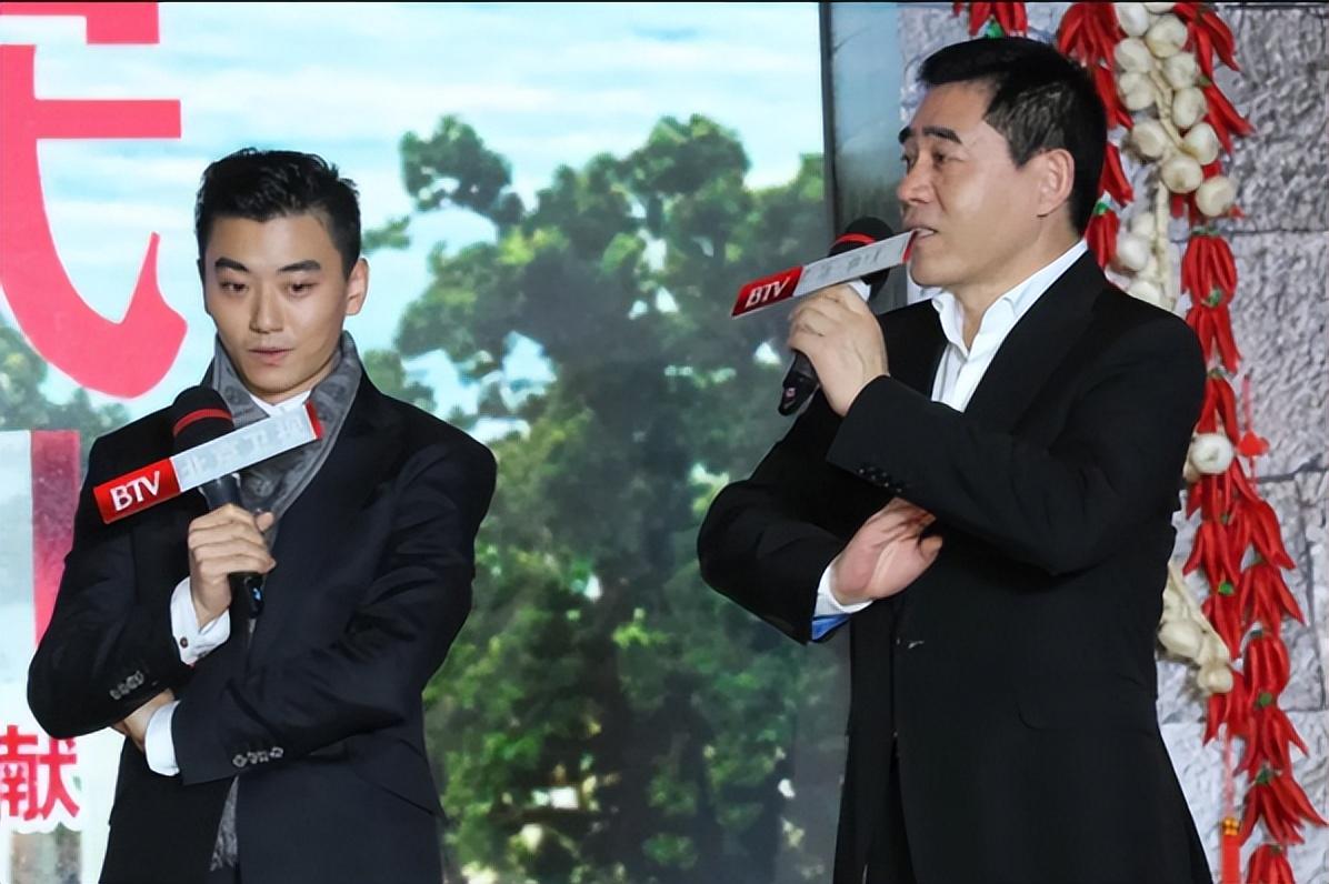 陈宝国在一次接受采访时,也含泪表示,最关心的不是电视剧的收视率有多