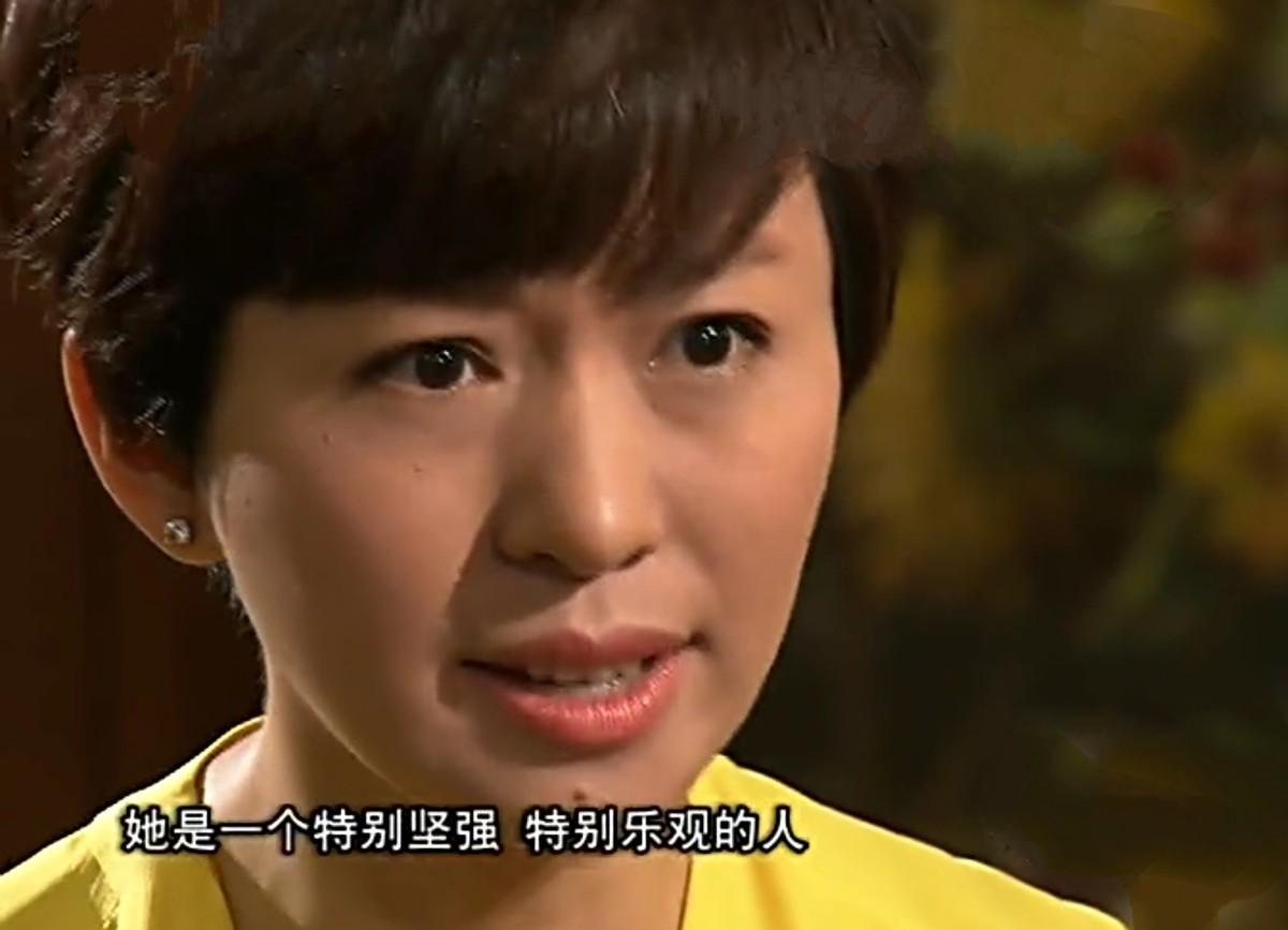 回顾欧阳夏丹为母亲退新闻联播事业可以再来母亲只有一个