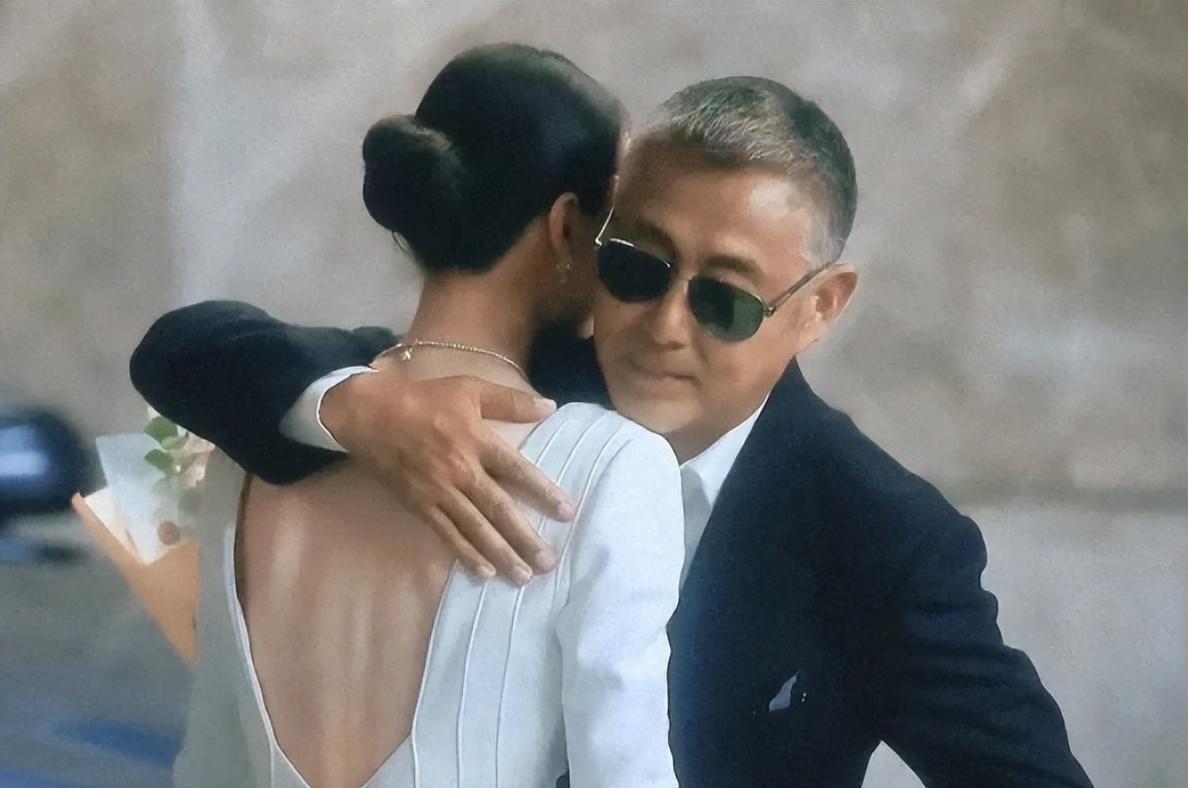 回顾陈道明娶主持人杜宪和妻子互相成就女儿是他的骄傲