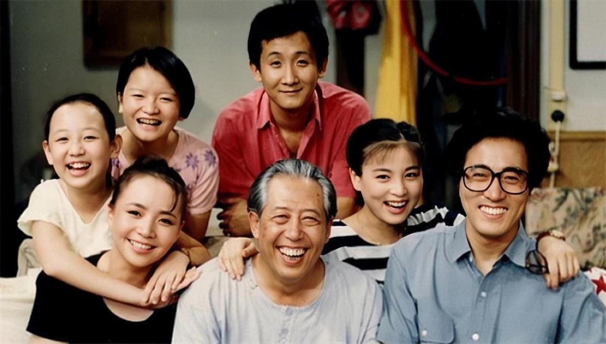 电视剧播出时万人空巷,创造了收视神话.
