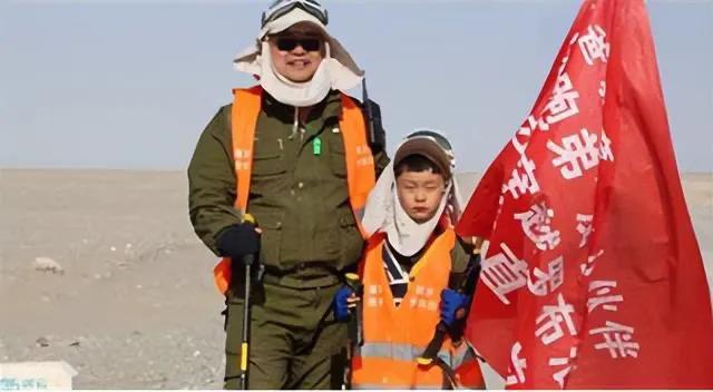 2012年,被父亲逼迫零下13度裸跑的4岁小男孩,13岁考取了博士