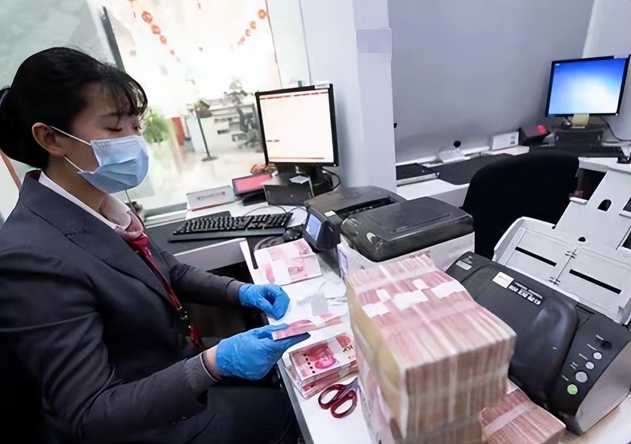 "2018年8月22日,家住辽宁大连的于娟来到中国银行大连瓦房店市支行