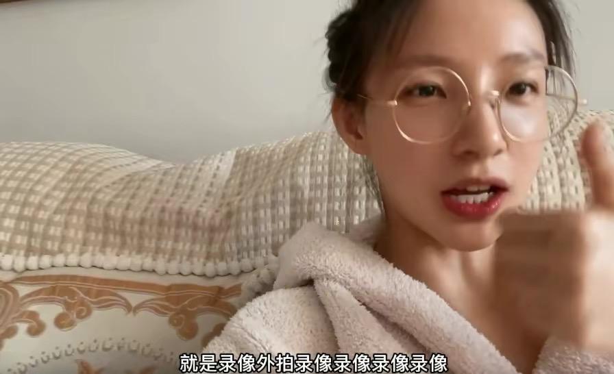 回顾主持人马凡舒18岁参加选美入行7年主持春晚今怎么样了