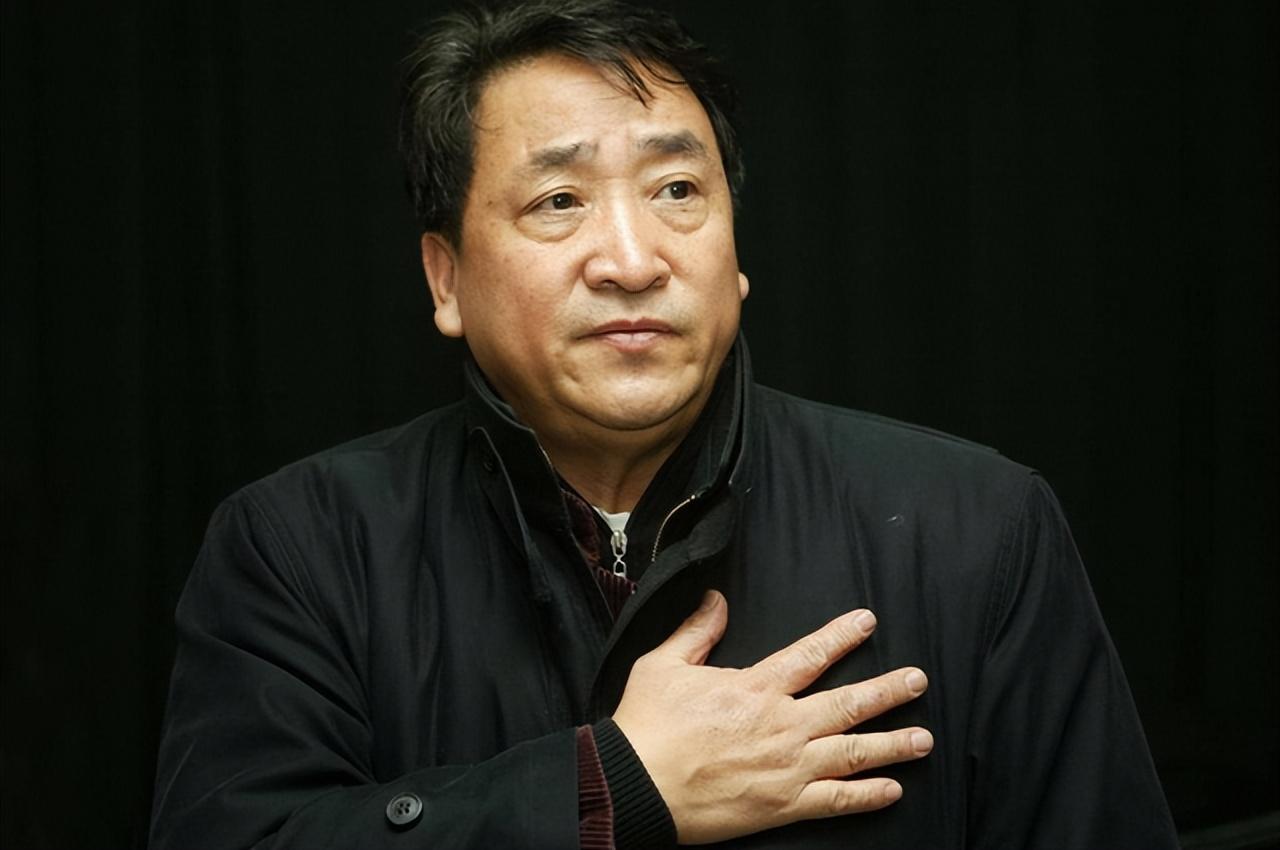 98年姜昆不顾一切收养孤儿如今眼含热泪我改变了养子的命运