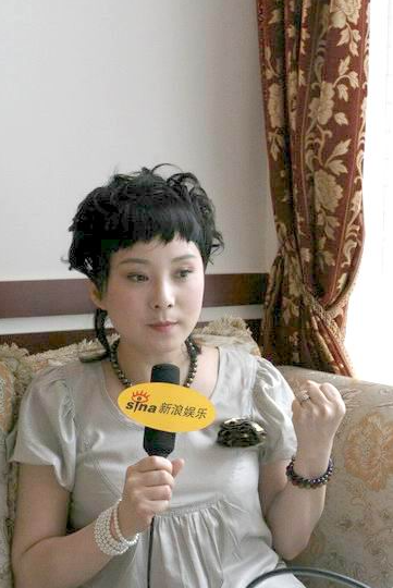 回顾演员安雯我要知道丈夫会患癌去世我不会坚持替他还债9年