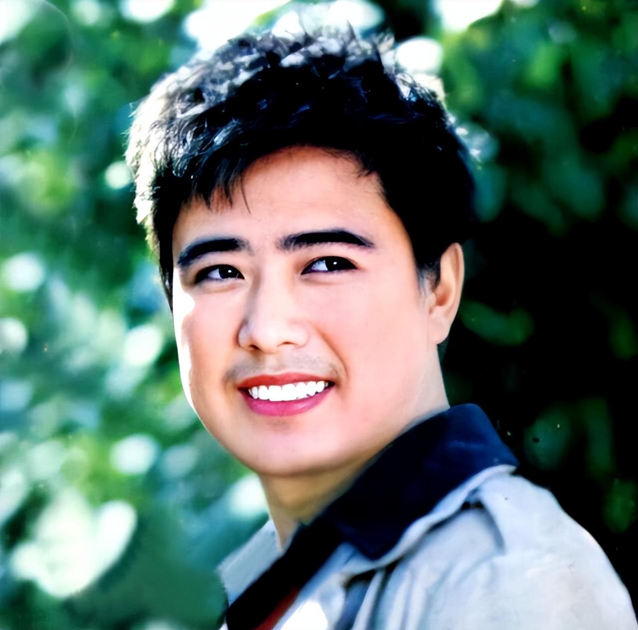 回顾刘晓庆前夫陈国军3婚2离52岁再做父亲大儿子陈赫是骄傲