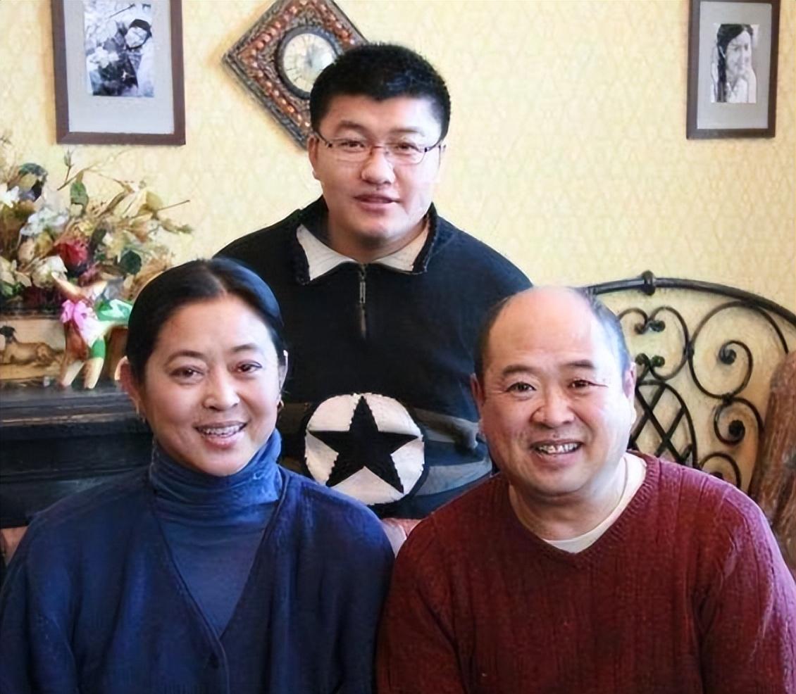 50多岁的倪萍,身上有从容,也有难言的快乐.