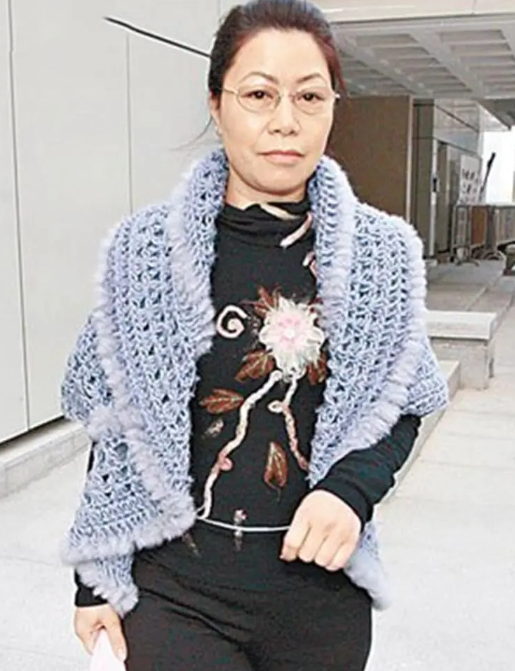 回顾香港富商去世10亿财产全归小三原配9个子女一分没有