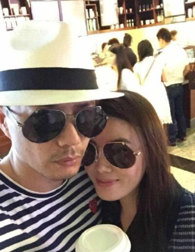 回顾好演员段奕宏38岁娶日籍小师妹成名后哪敢抛弃患难之妻