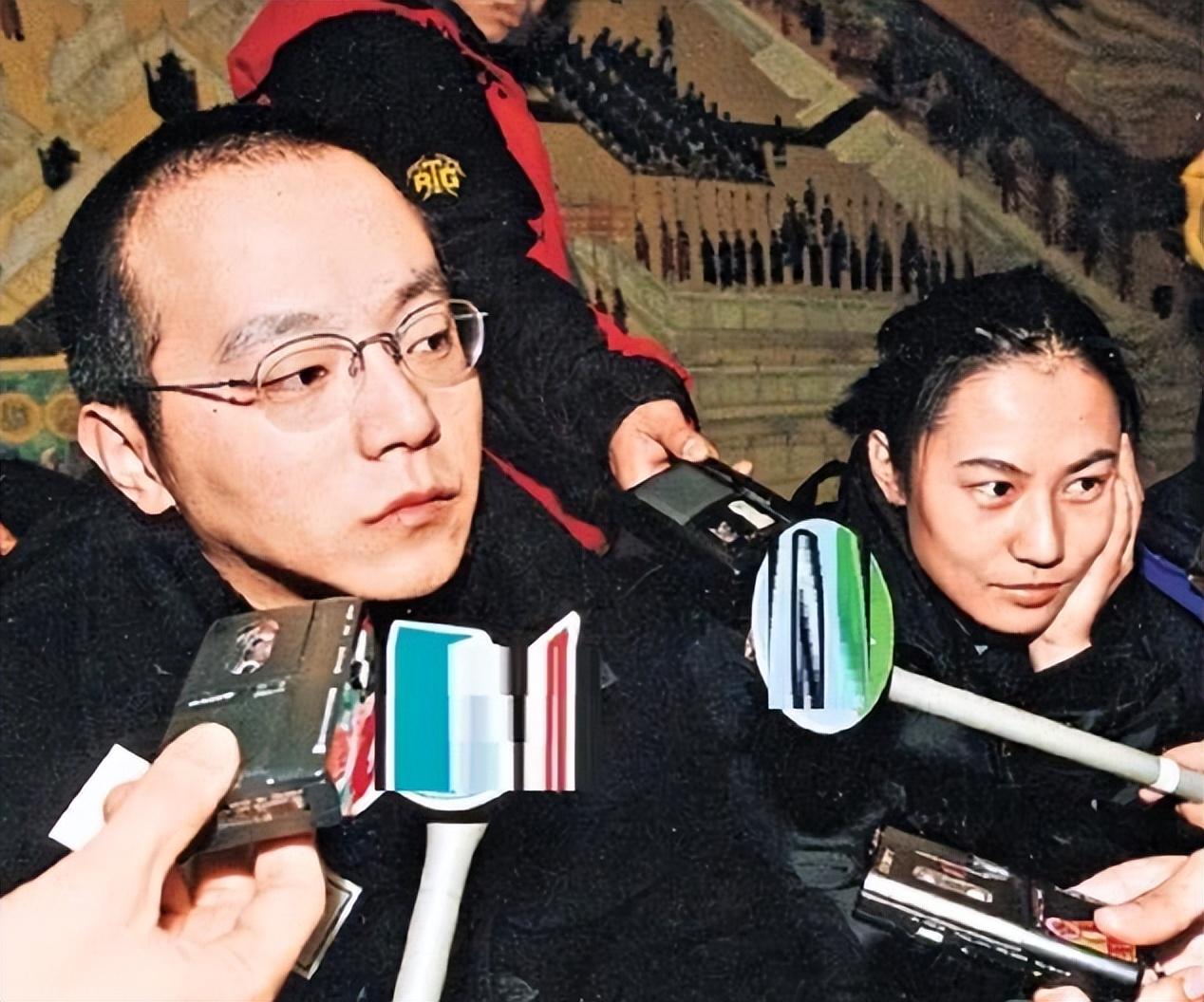 回顾王菲前夫窦唯两婚两离受伤的是女儿两份嫁妆是深沉的父爱