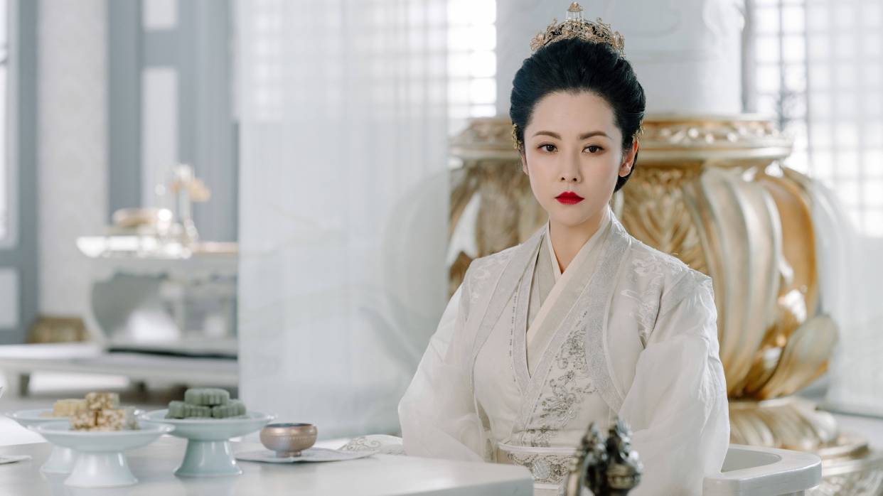 回顾杨明娜41岁结婚生子44岁与演员田亮对簿公堂离婚今怎样了