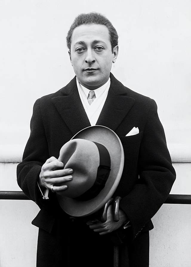 雅沙·海菲兹海菲兹(jascha heifetz)出生于立陶宛维尔纽斯,父亲是一