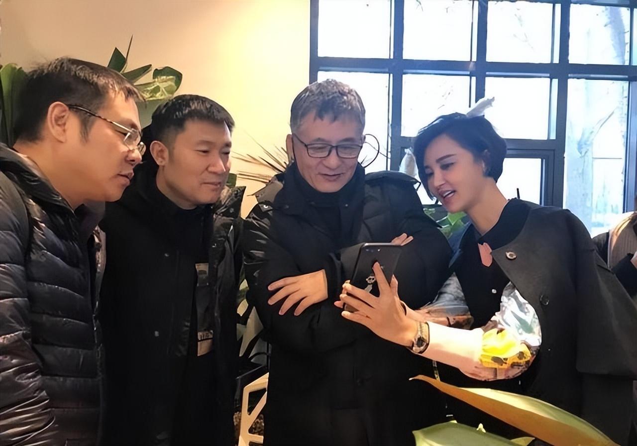 02 嫁京圈导演被质疑高攀