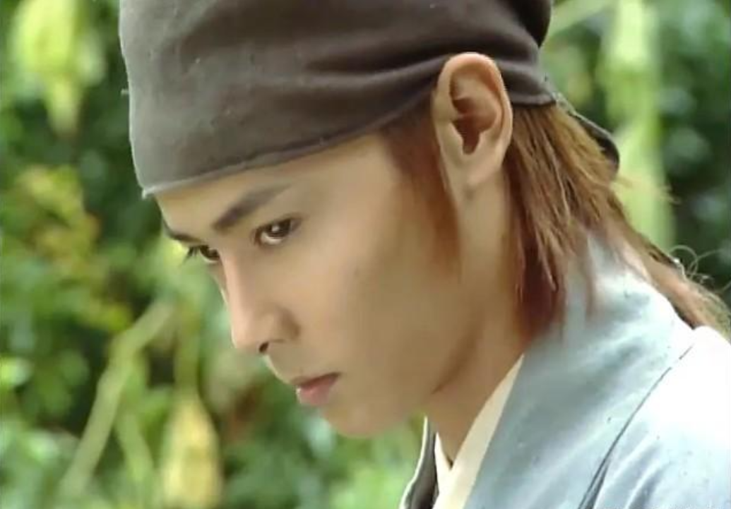 给出机会让他在《武林外史》《萧十一郎》中真正露脸.