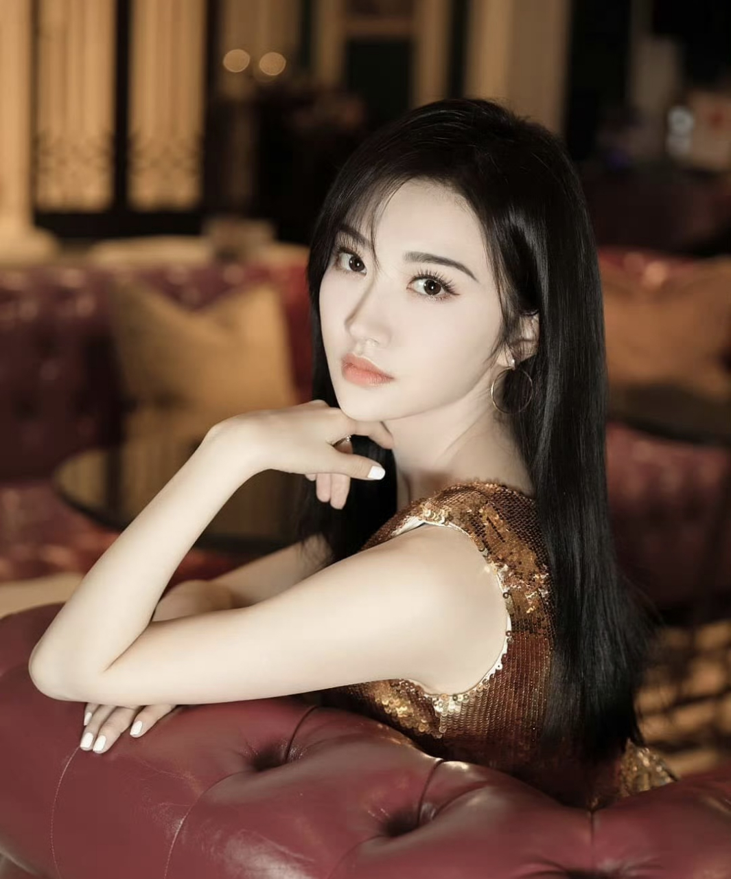 景甜人美气质好