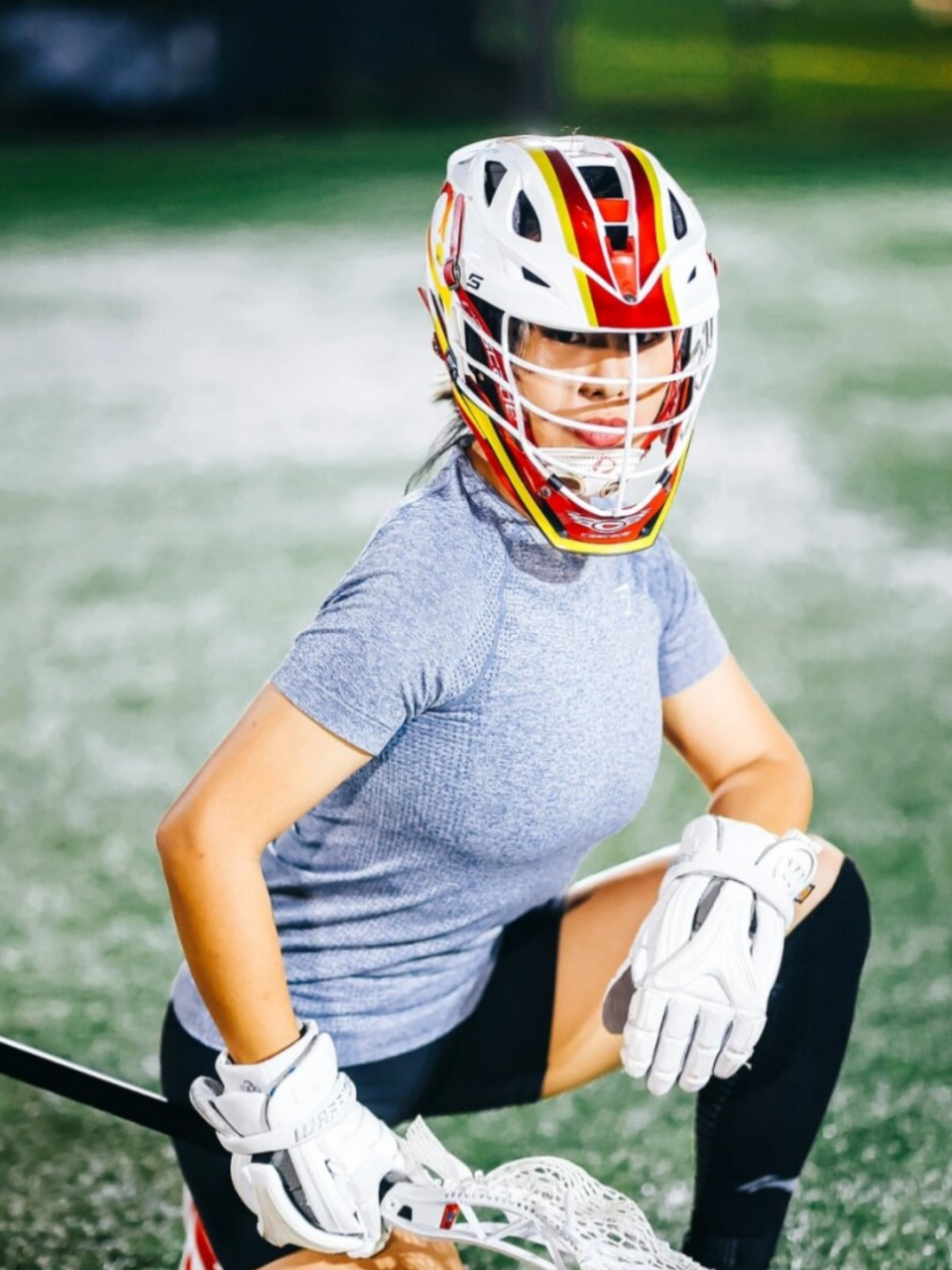 最近,我有幸接触到了一个全新的运动项目——棍网球(lacrosse)