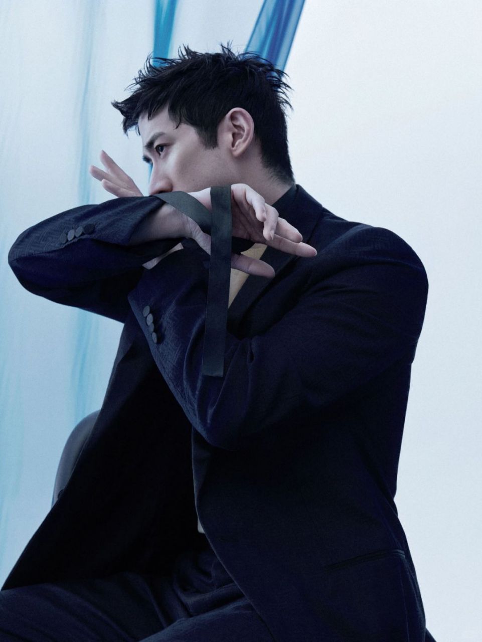 李治廷×《waves漫潮》十月刊封面!