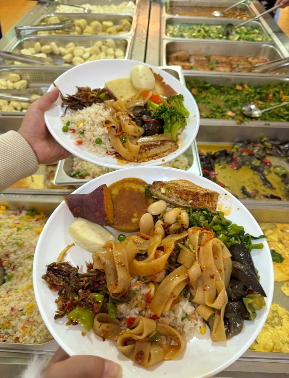 这寺庙的自助斋饭就是我的第二食堂  在北市区,有一座小众寺庙97