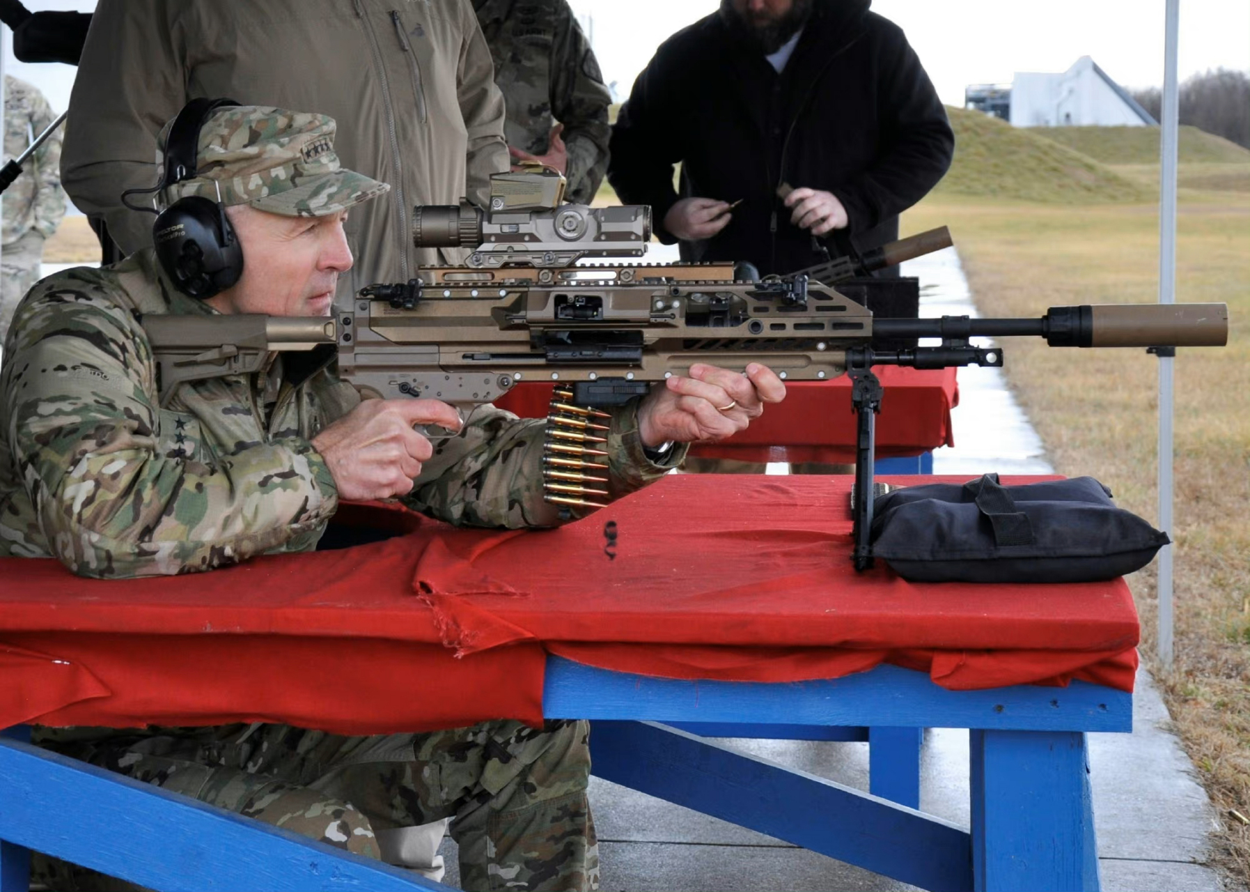 8mm机枪和xm7式608mm步枪具备较强的穿透力.