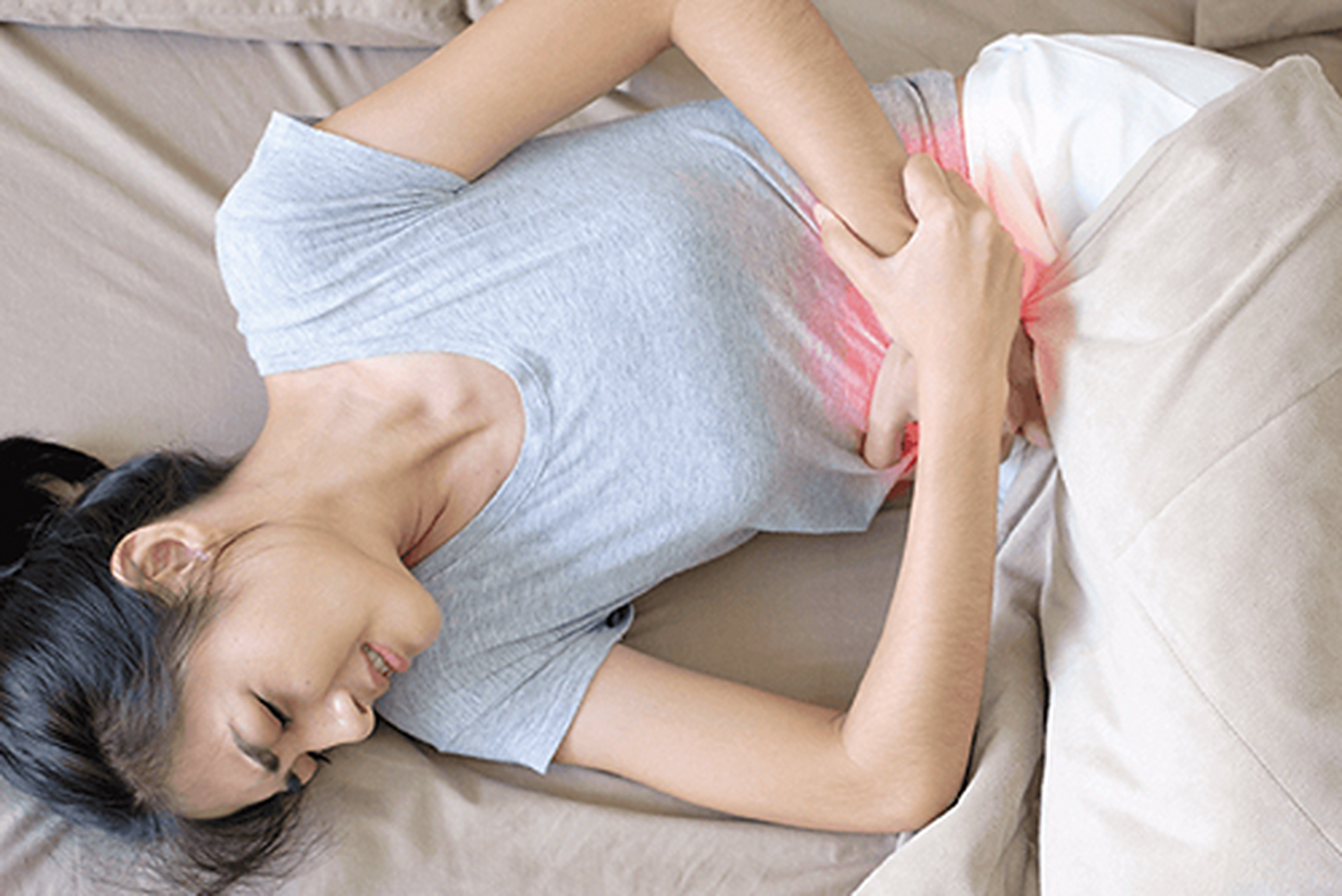 网络上曾有人计算,女性自初潮至绝经,需承受30至40年的月经周期.