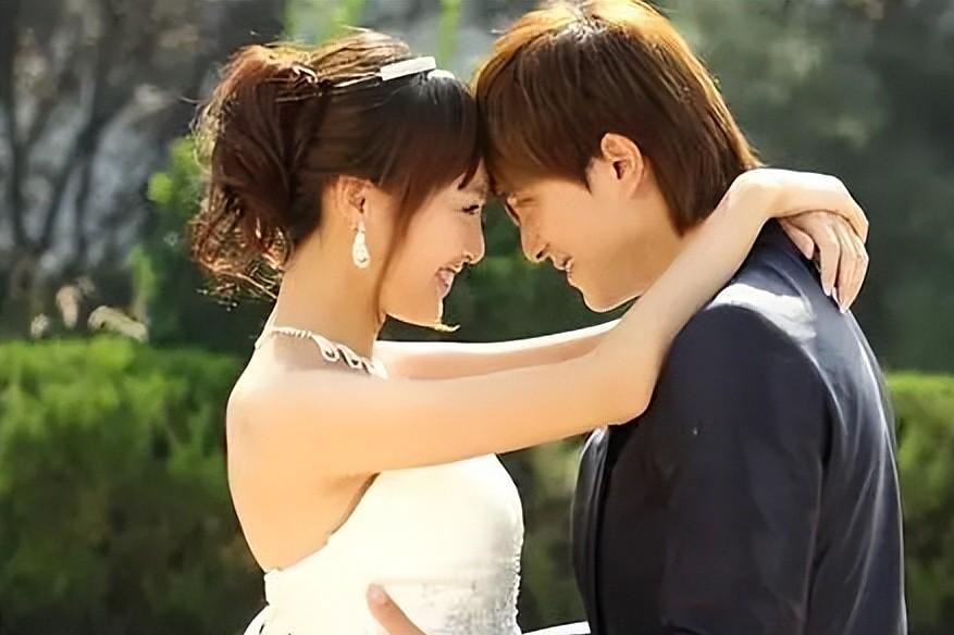 回顾邱泽辜负杨丞琳抛弃唐嫣为何选择娶了二婚的许玮甯