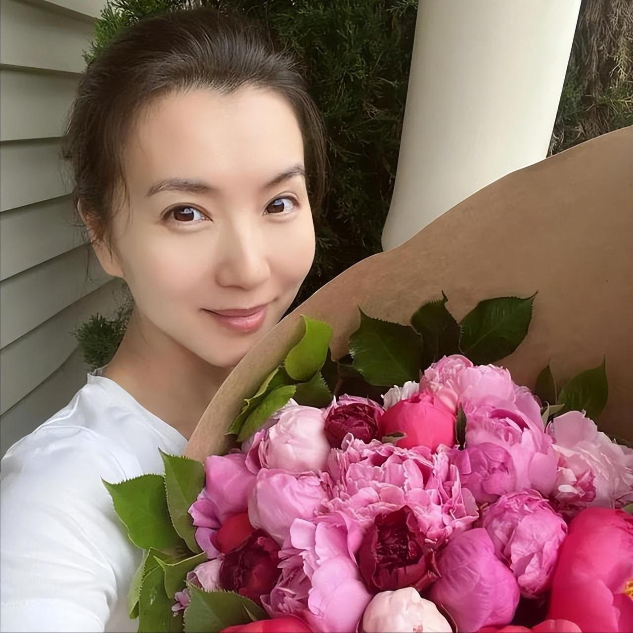 回顾万人迷陈好当红时嫁大8岁富商先后生3子45岁越活越美丽